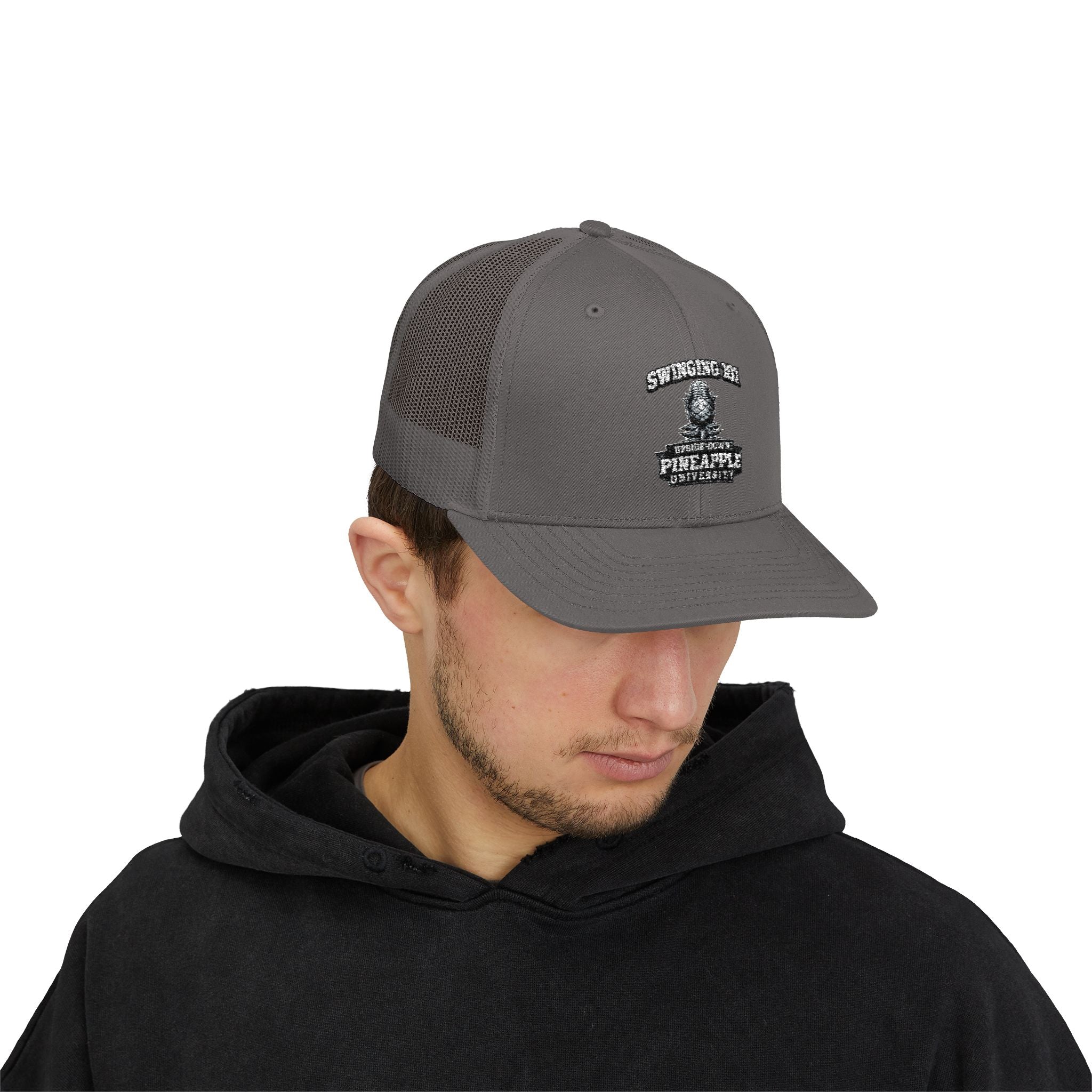 Snapback Swinging 101 University Trucker Cap