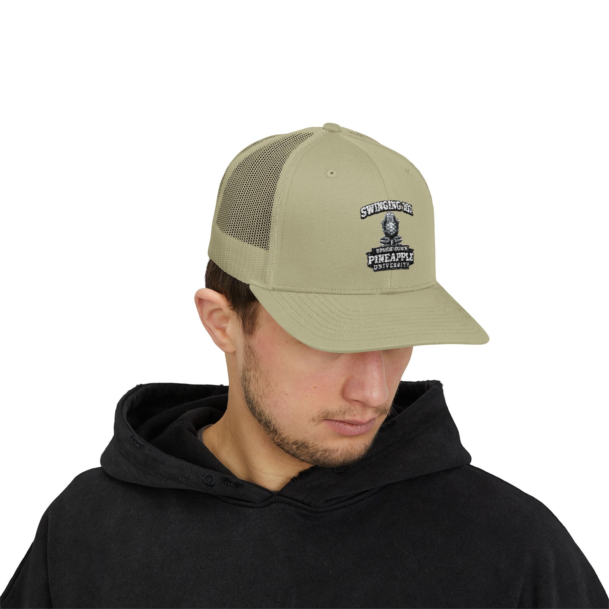 Snapback Swinging 101 University Trucker Cap