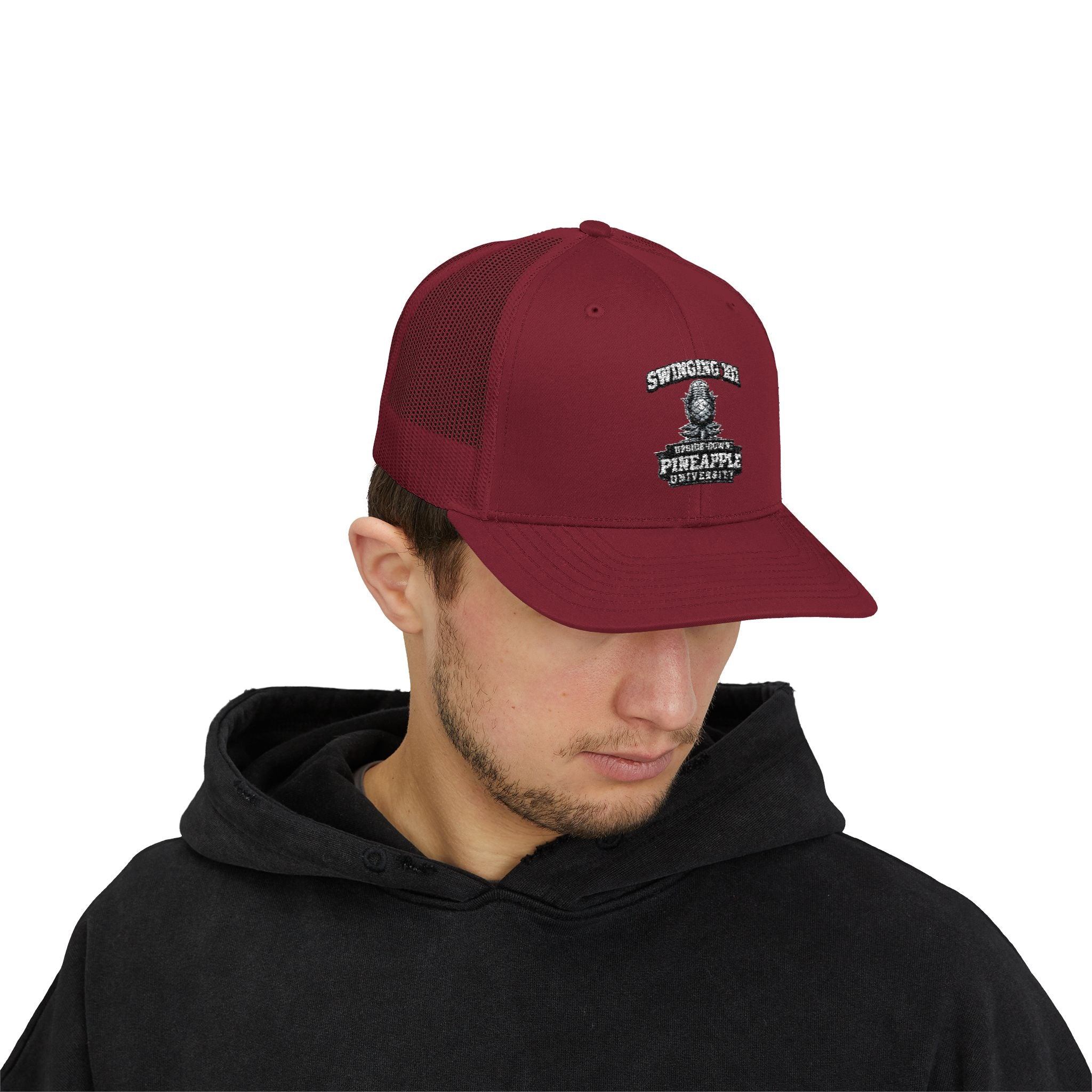 Snapback Swinging 101 University Trucker Cap