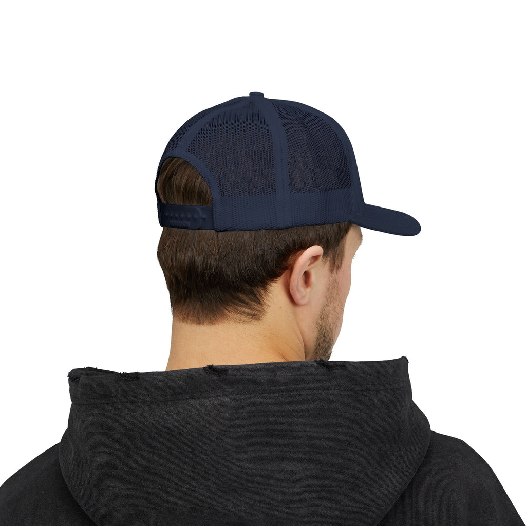 Snapback Swinging 101 University Trucker Cap