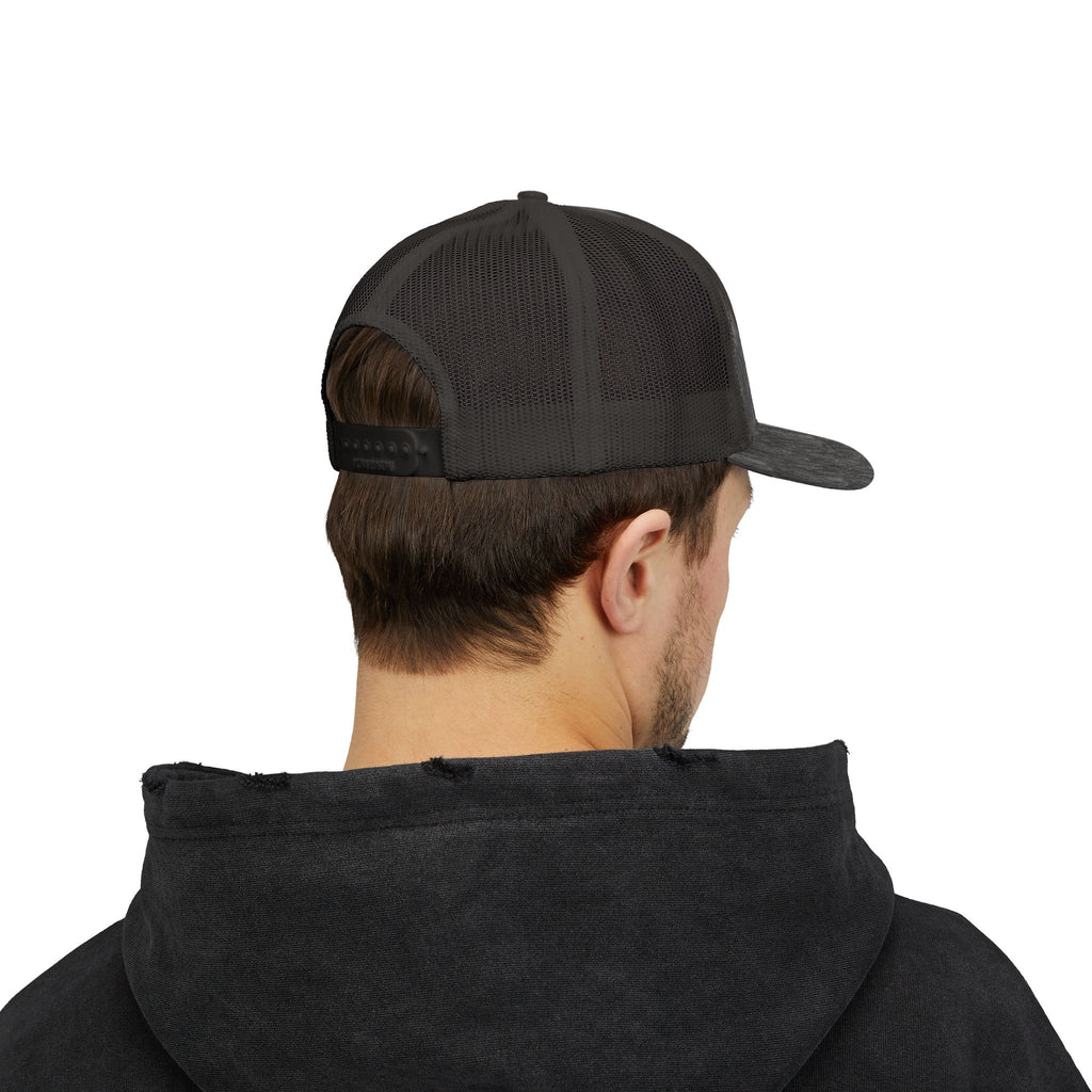 Snapback Swinging 101 University Trucker Cap