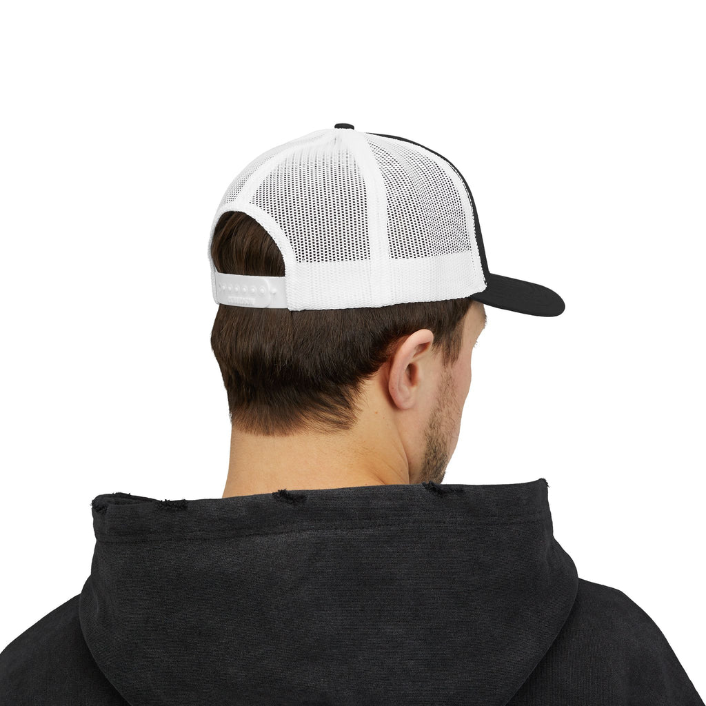 Snapback Swinging 101 University Trucker Cap